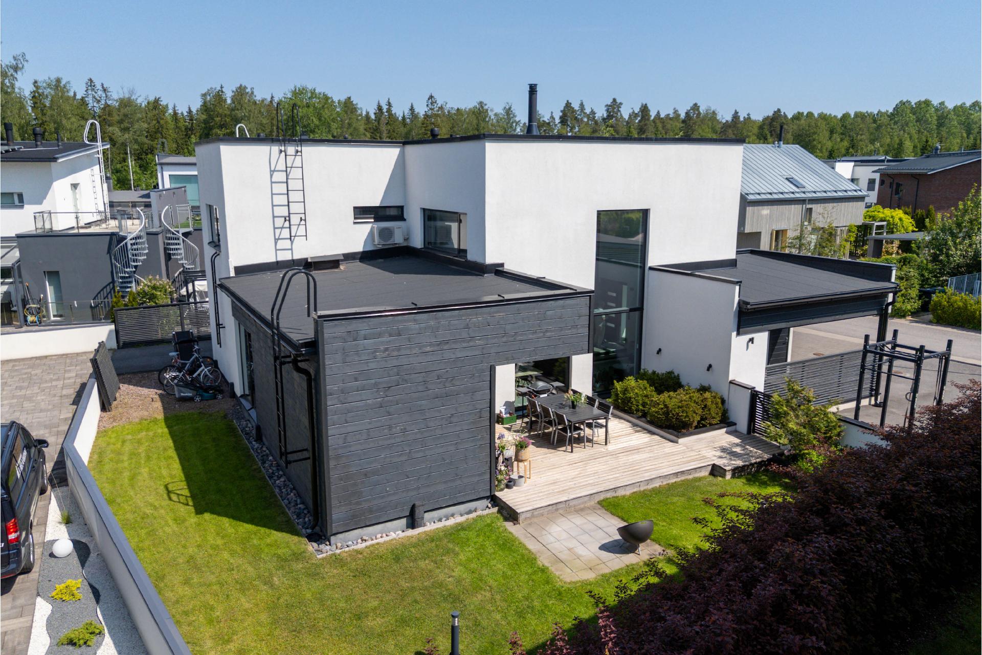 Rubiinikehä 25, Kannisto, Vantaa