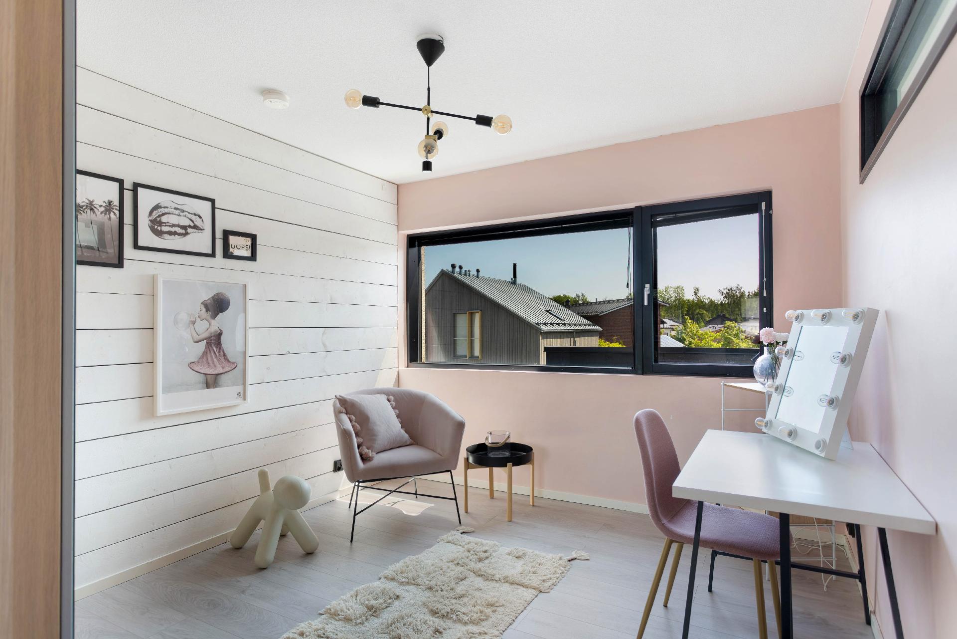 Rubiinikehä 25, Kannisto, Vantaa