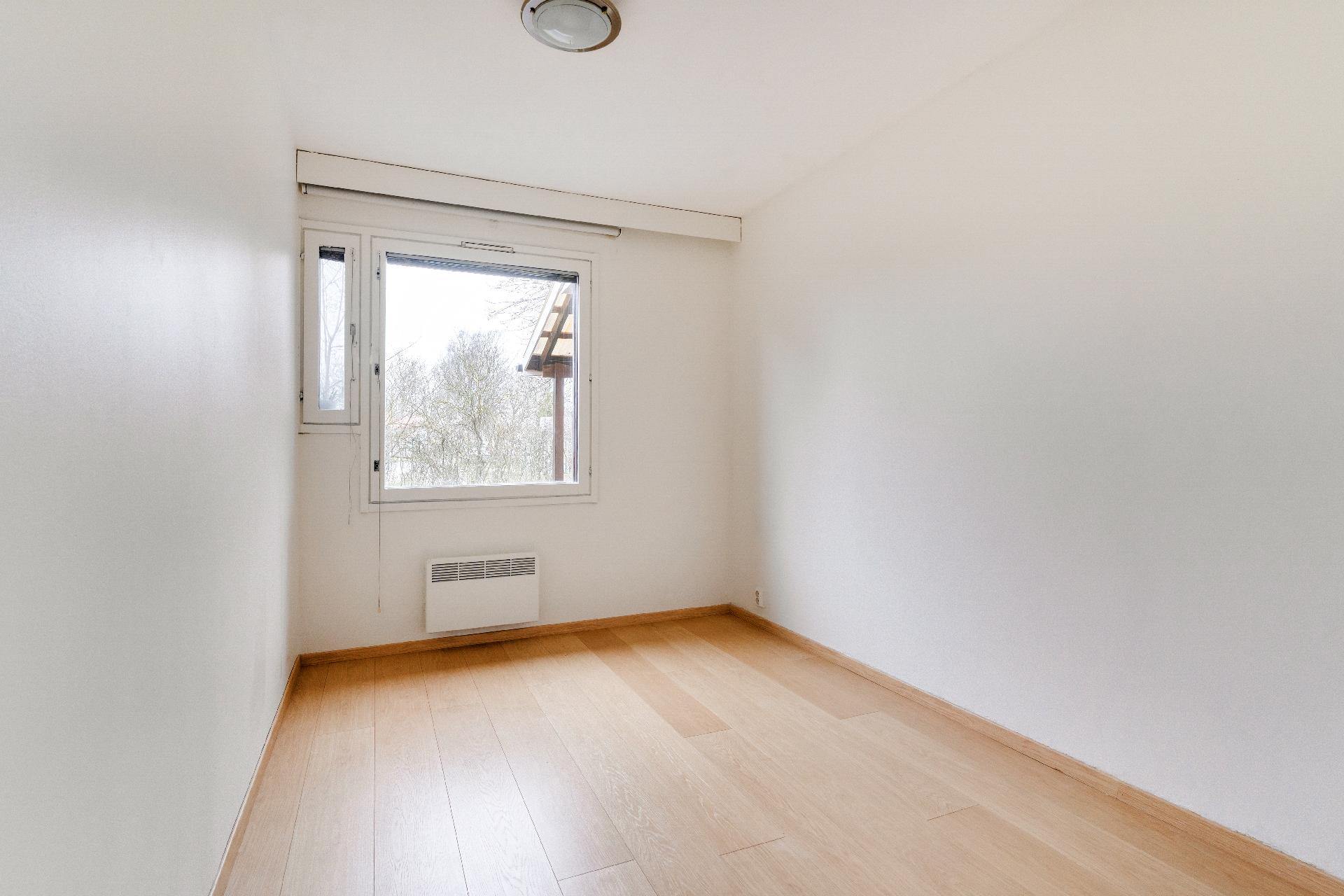 Kirvestie 24, Heikinlaakso, Helsinki