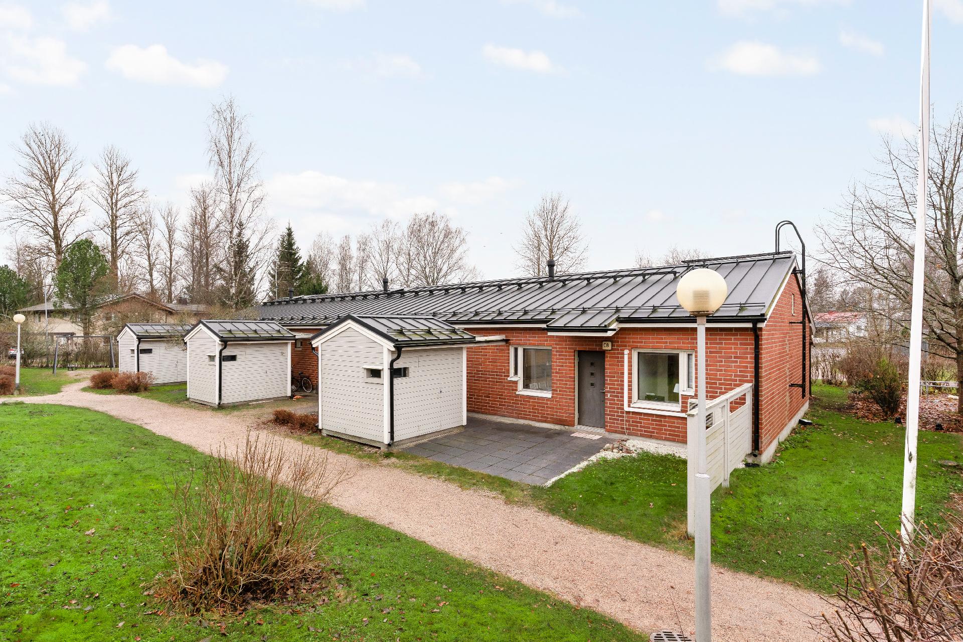 Kirvestie 24, Heikinlaakso, Helsinki