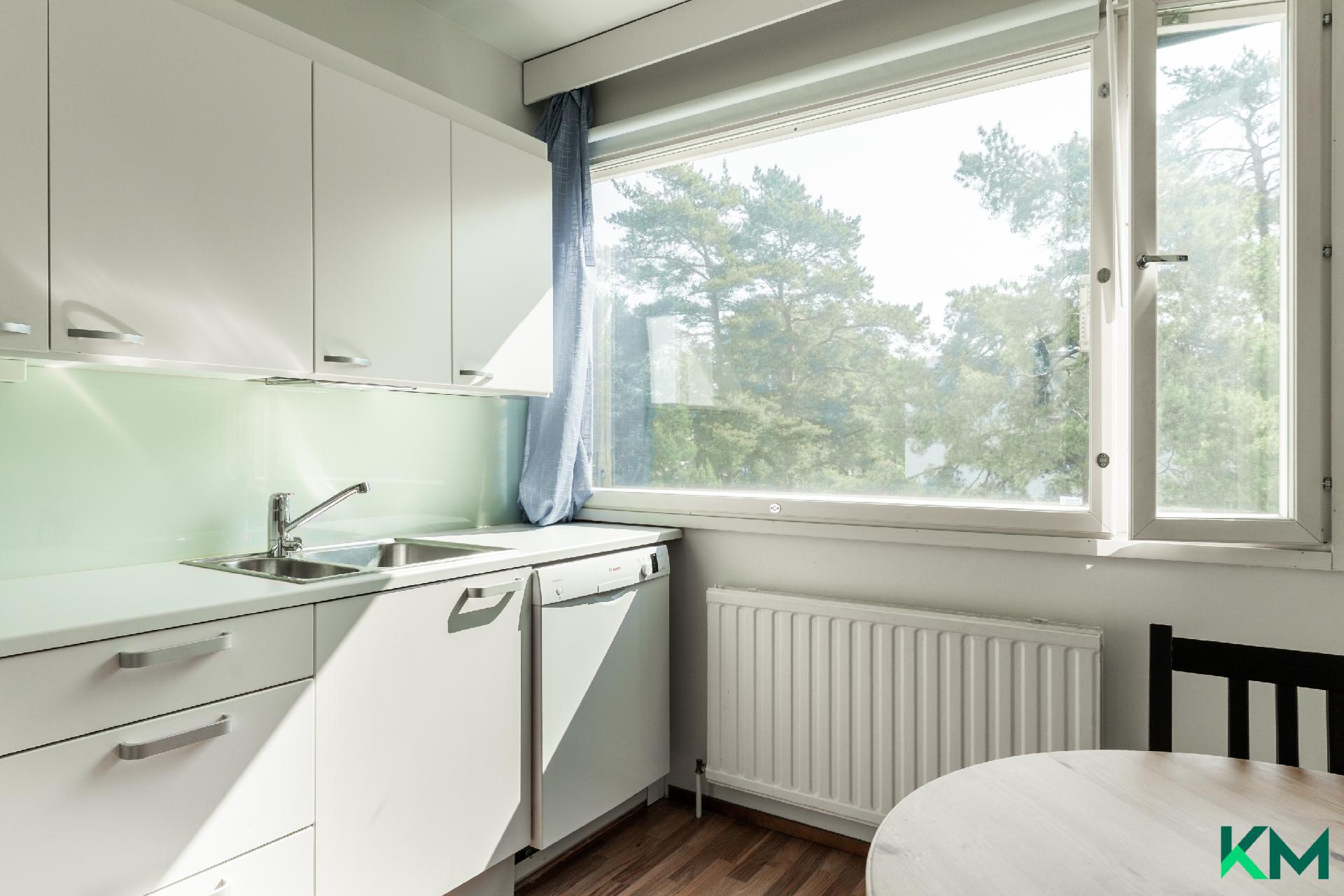 Kivisaarentie 10, Vuosaari, Helsinki