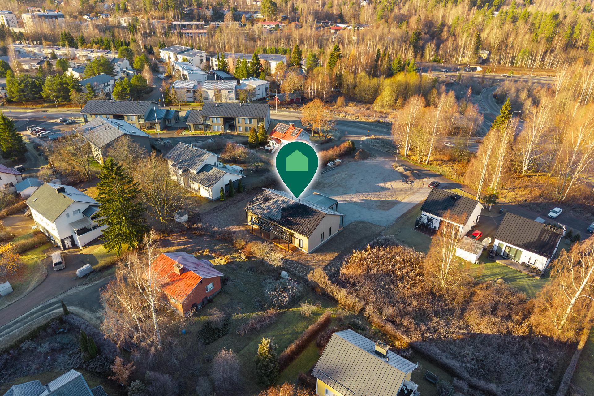 Alalahdentie 10, Ristonmaa, Jyväskylä