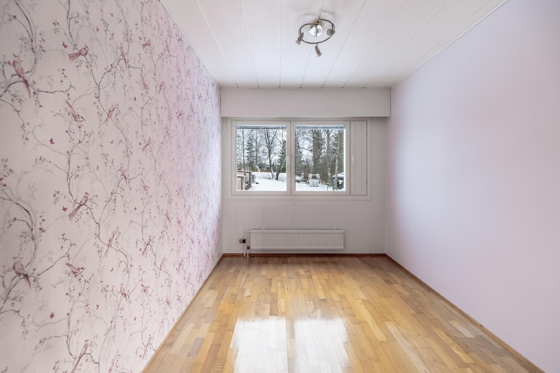 makuuhuone1 / tyhjä