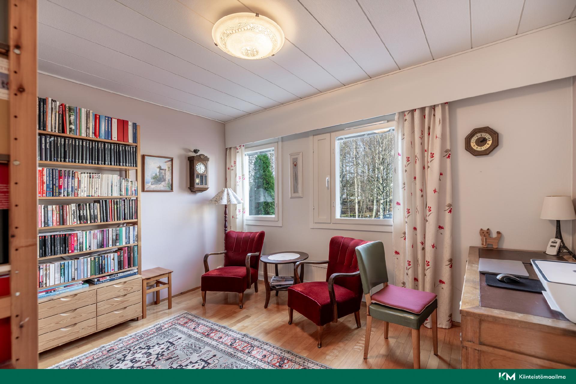 makuuhuuone3 /kalustettuna