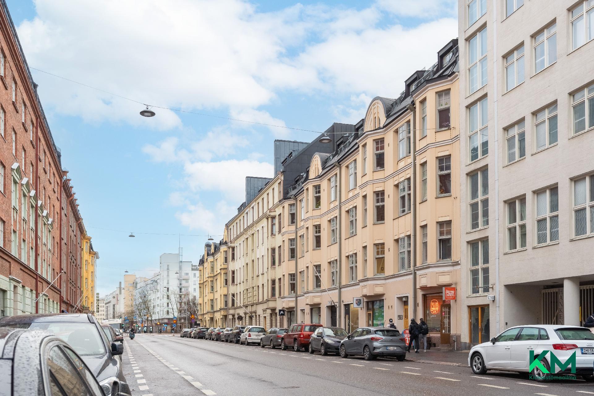Runeberginkatu 8, Etu-Töölö, Helsinki