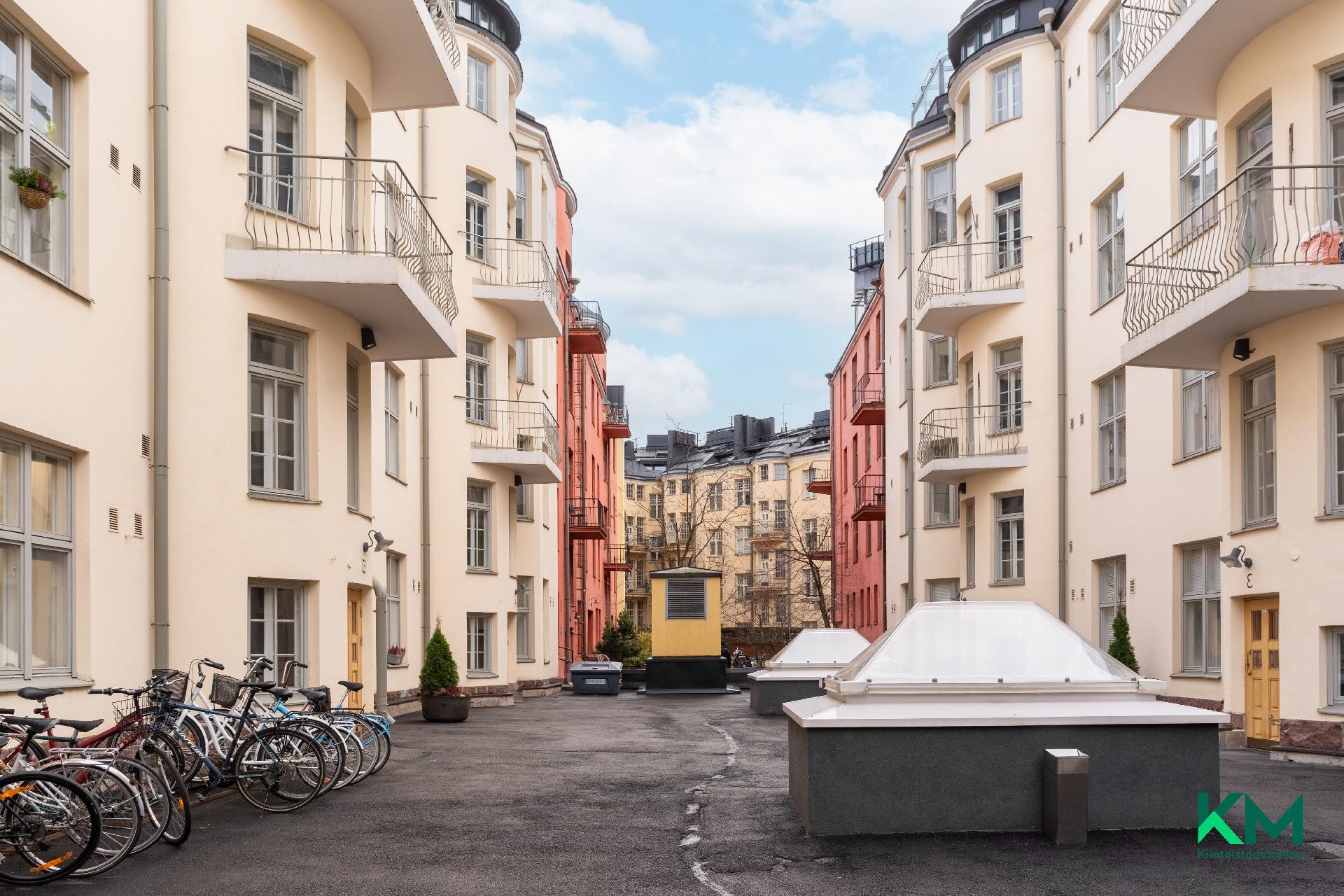 Runeberginkatu 8, Etu-Töölö, Helsinki