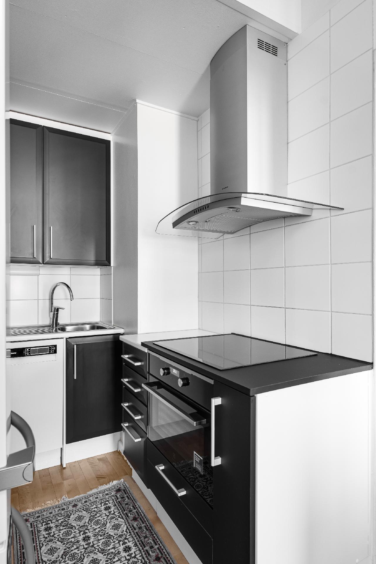 Mannerheimintie 100, Taka-Töölö, Helsinki