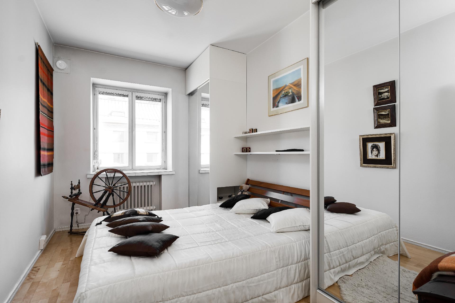 Mannerheimintie 100, Taka-Töölö, Helsinki