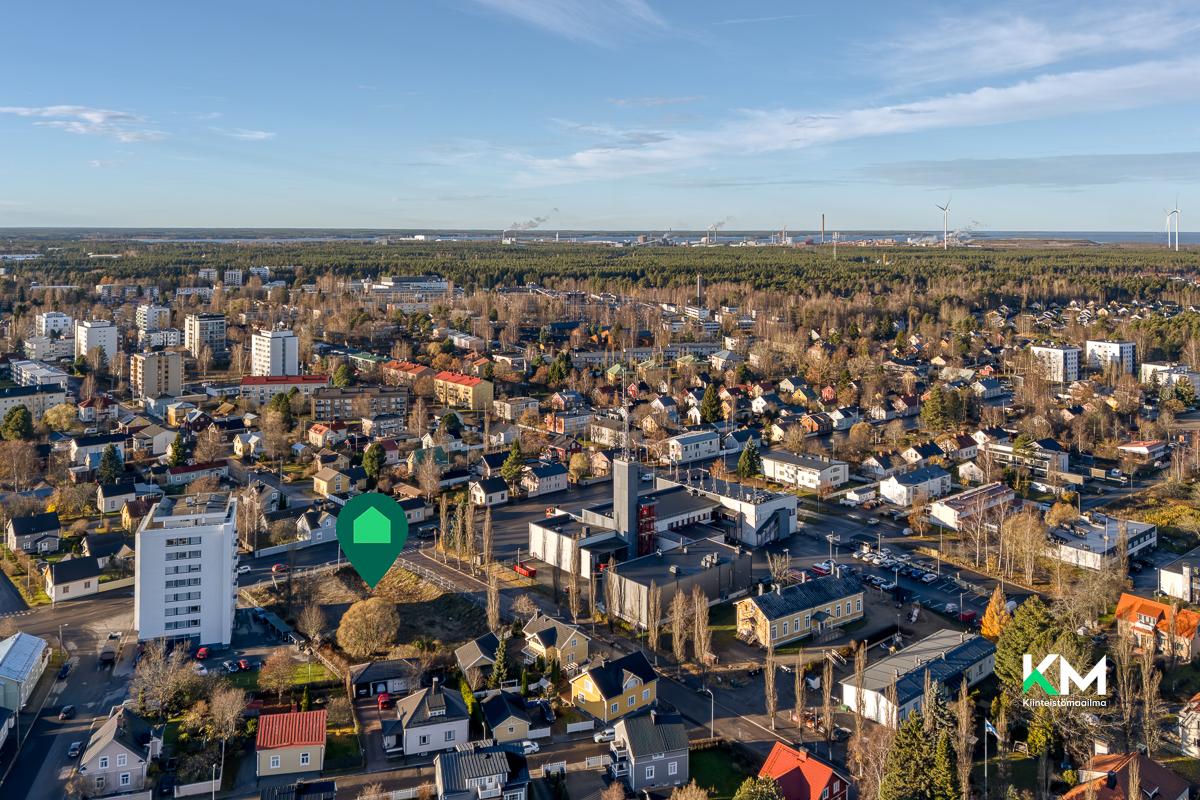 Falanderinkatu 7, Hollihaka, Kokkola