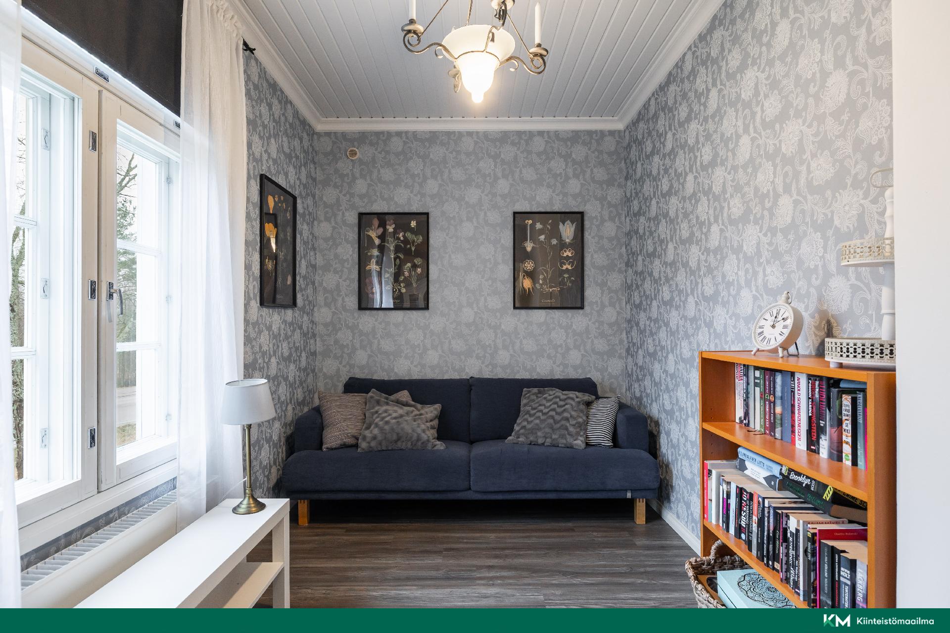 Ratakatu 6, Rauhala, Kotka