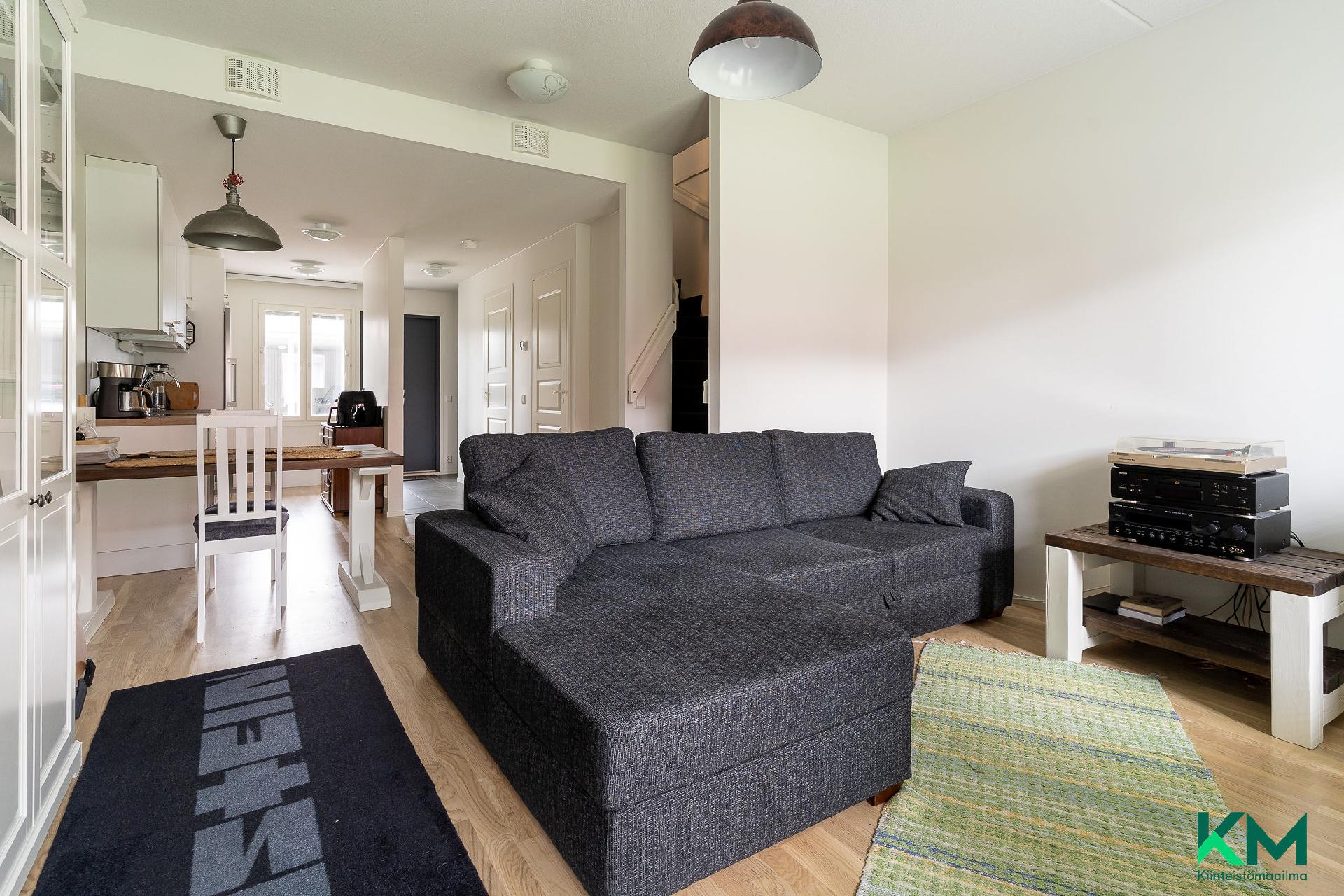 Heinurinkuja 6, Lintuhytti, Tampere