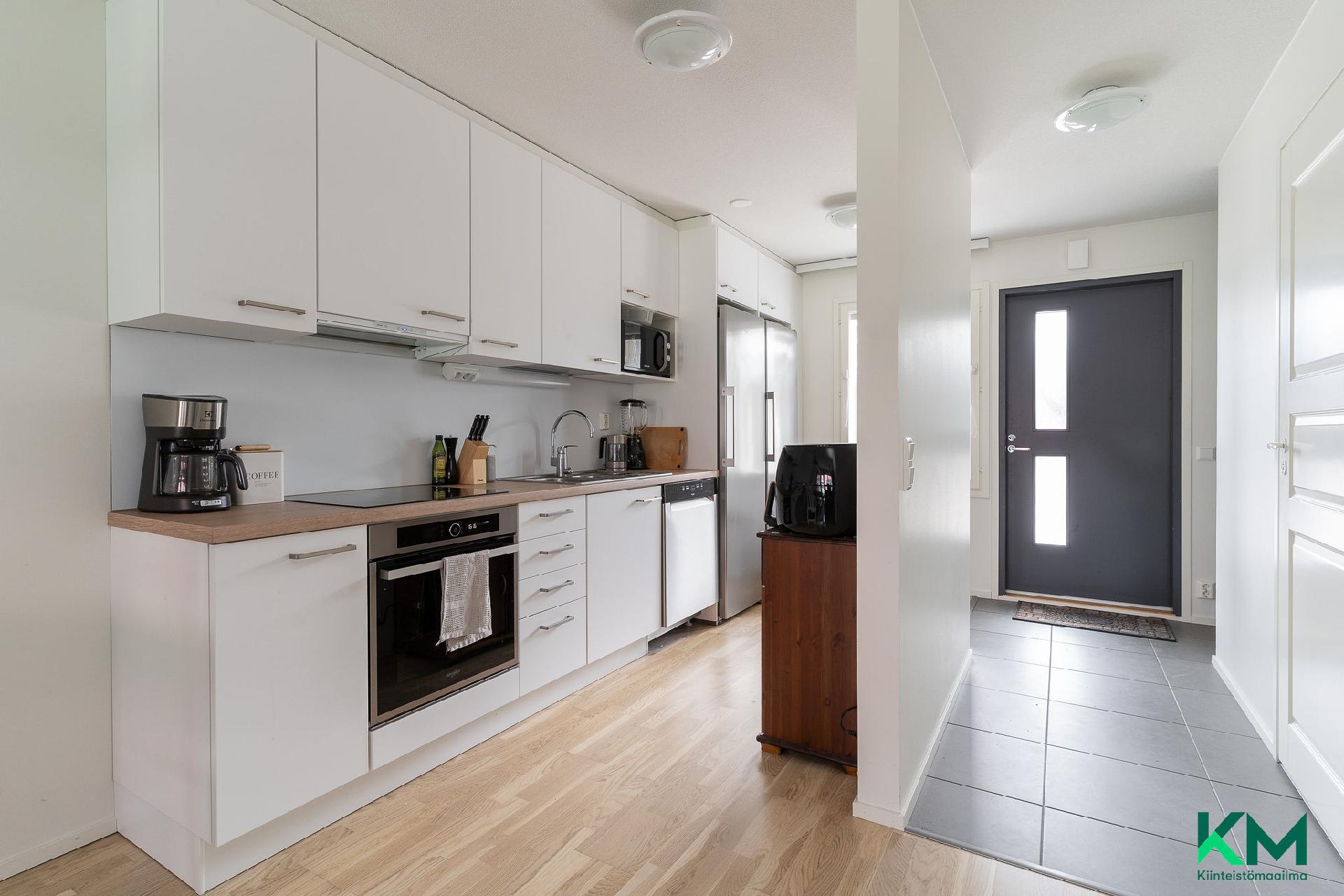 Heinurinkuja 6, Lintuhytti, Tampere