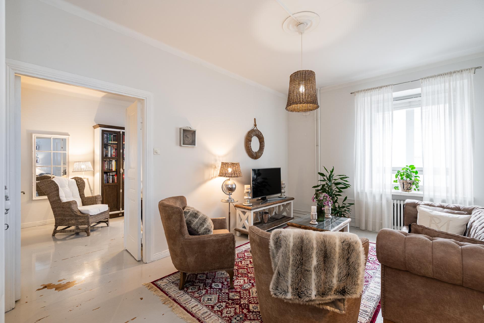 Palokunnankatu 10, Keskusta, Hämeenlinna