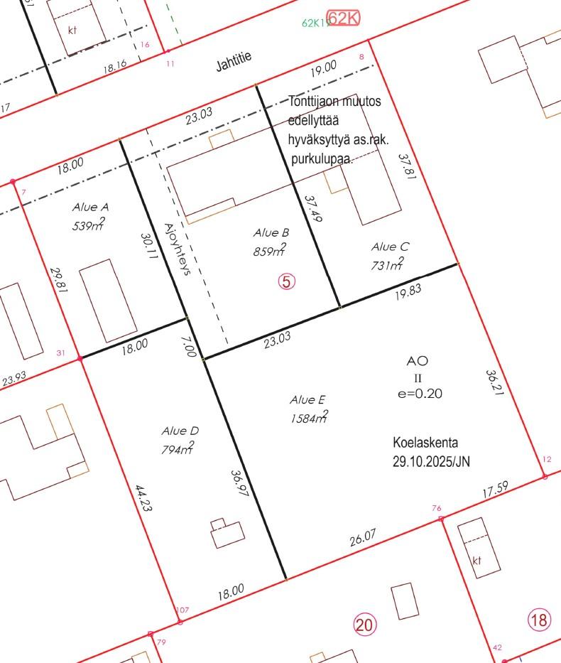 Selkeä kompakti tontti