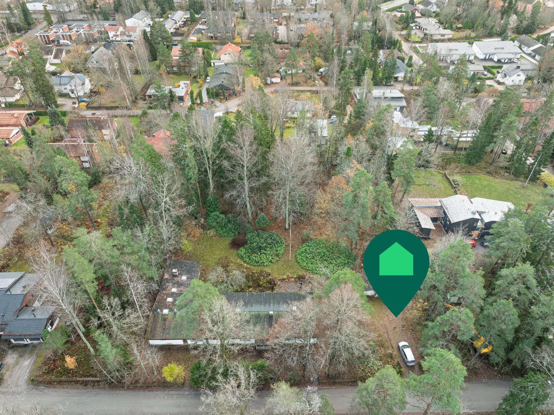 Hyvä sijainti rauhallisen kadun varrella