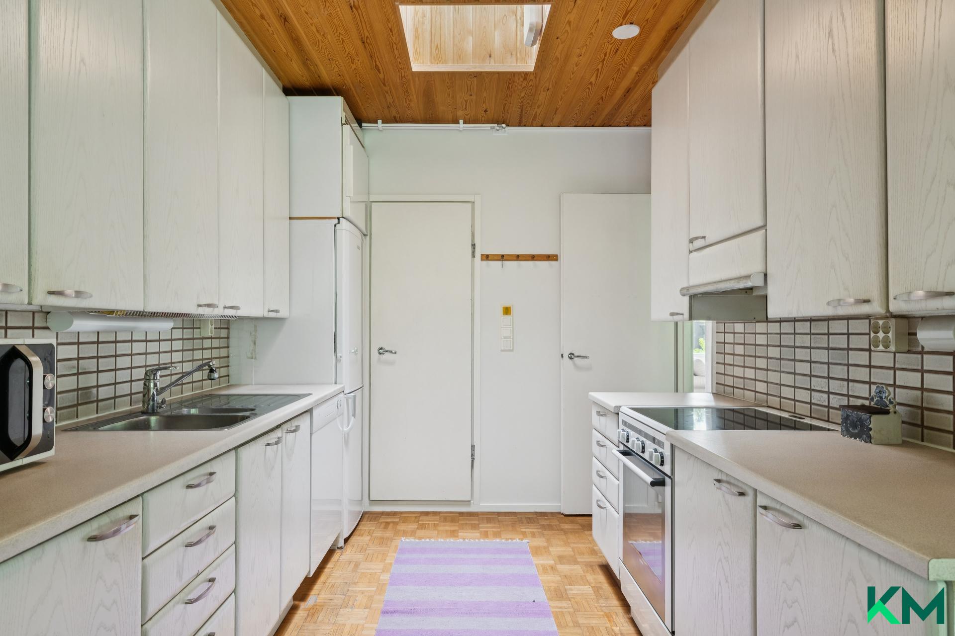 Lastatie 20, Länsi-Pakila, Helsinki