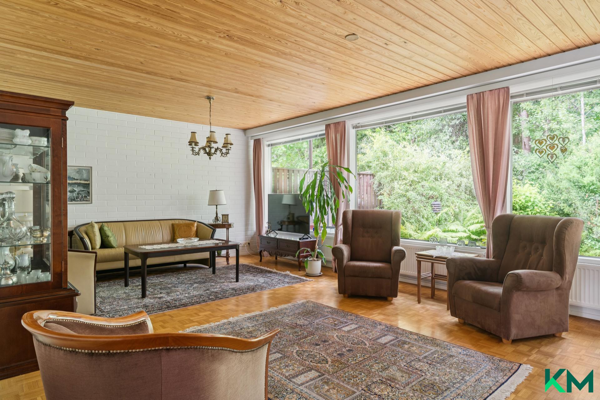 Lastatie 20, Länsi-Pakila, Helsinki