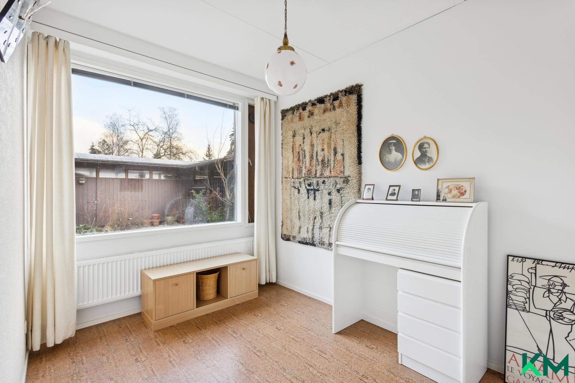 Lastatie 20, Länsi-Pakila, Helsinki