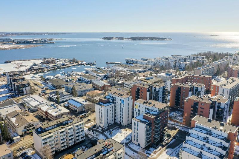 Nahkahousuntie 1, Lauttasaari, Helsinki