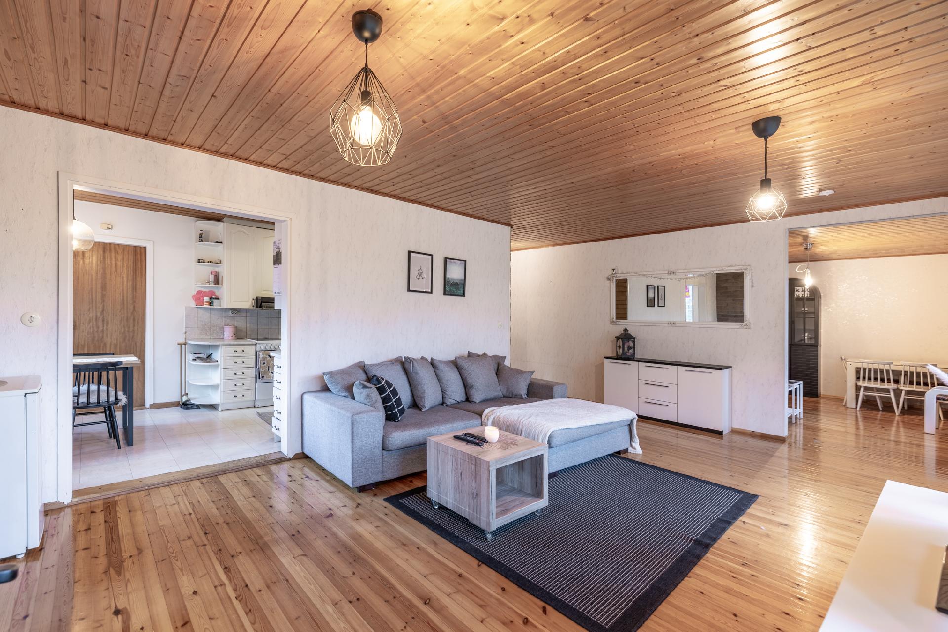 Välitie 2, Montola, Pieksämäki