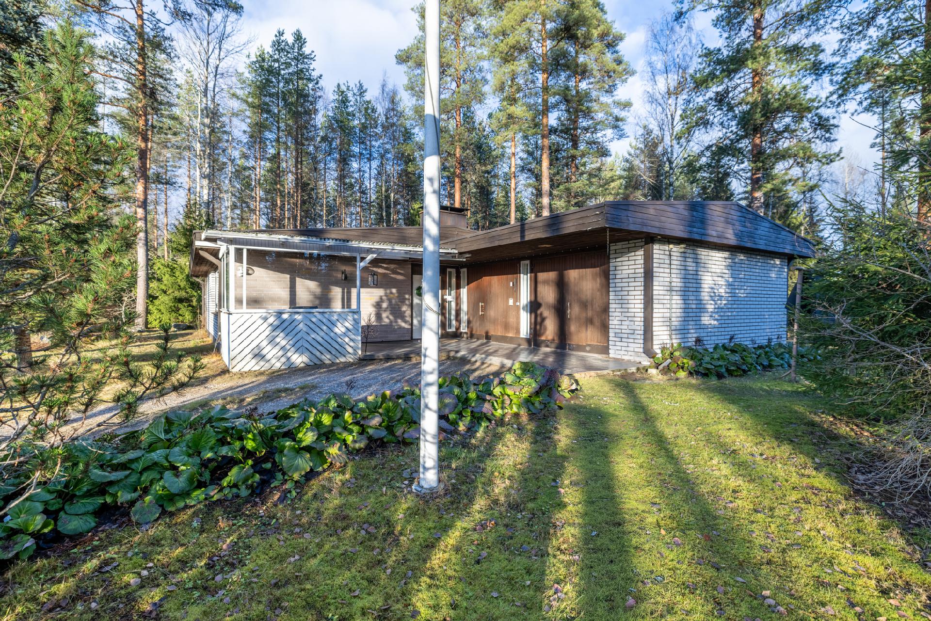 Välitie 2, Montola, Pieksämäki