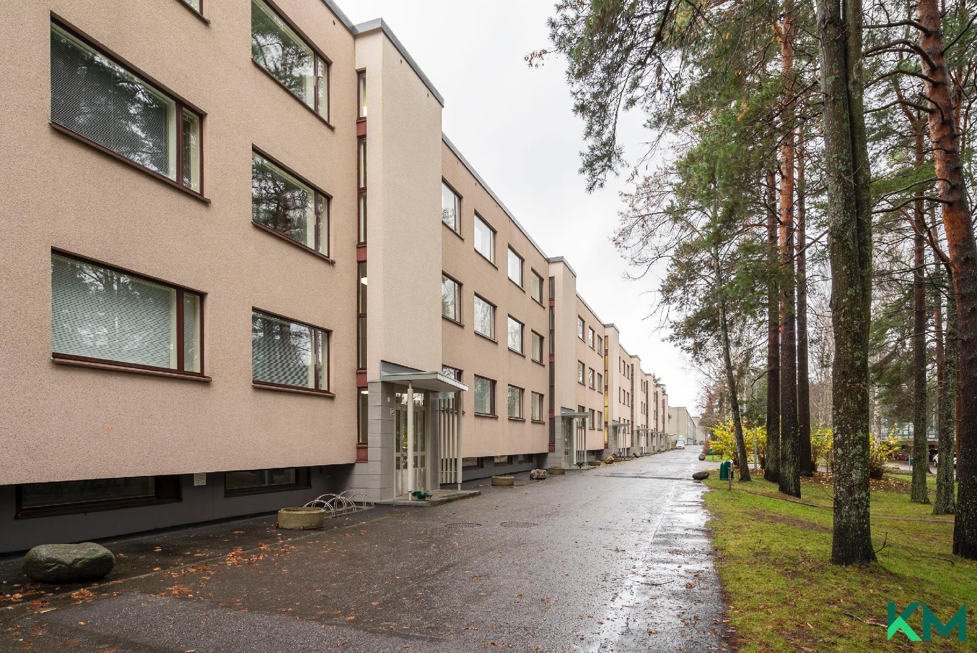 Kaarikuja 1, Kontula, Helsinki