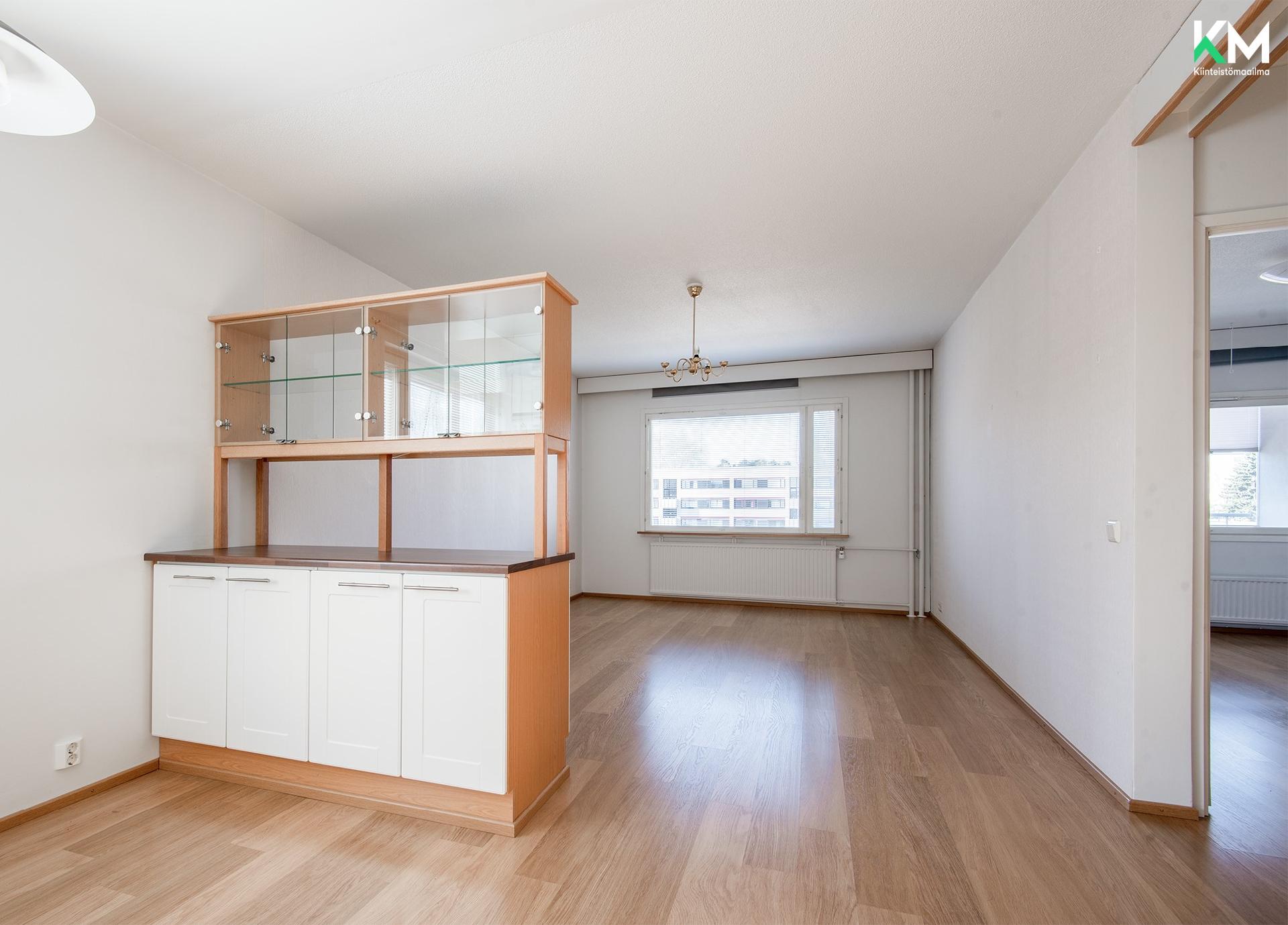 Lumparlankatu 11, Keskusta, Raisio