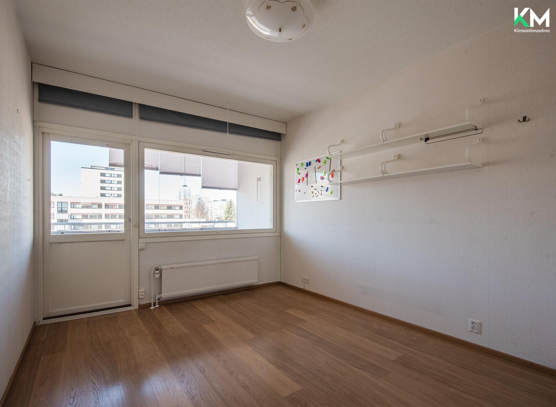 Lumparlankatu 11, Keskusta, Raisio