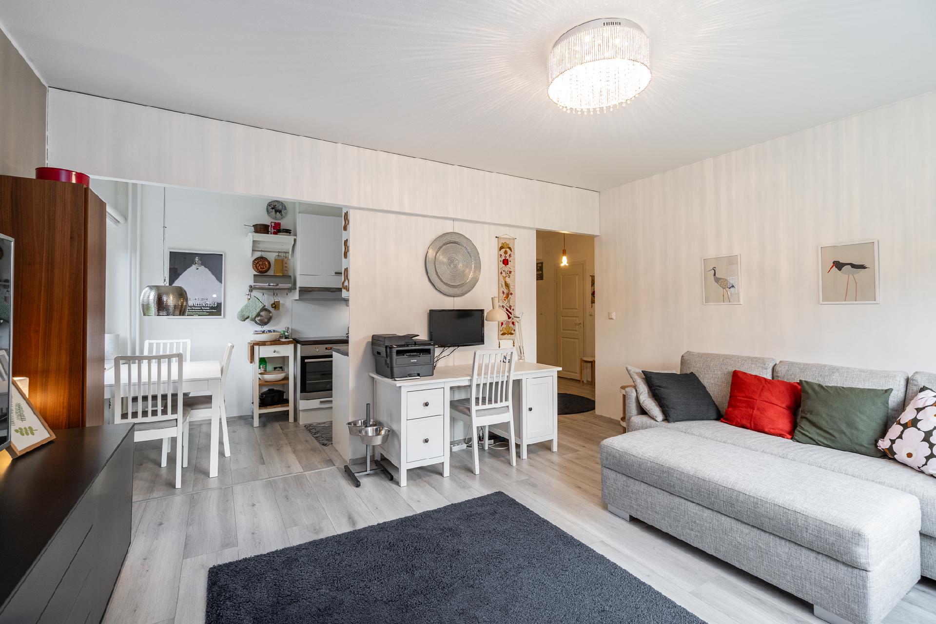 Lukiokatu 3, Keskusta, Hämeenlinna