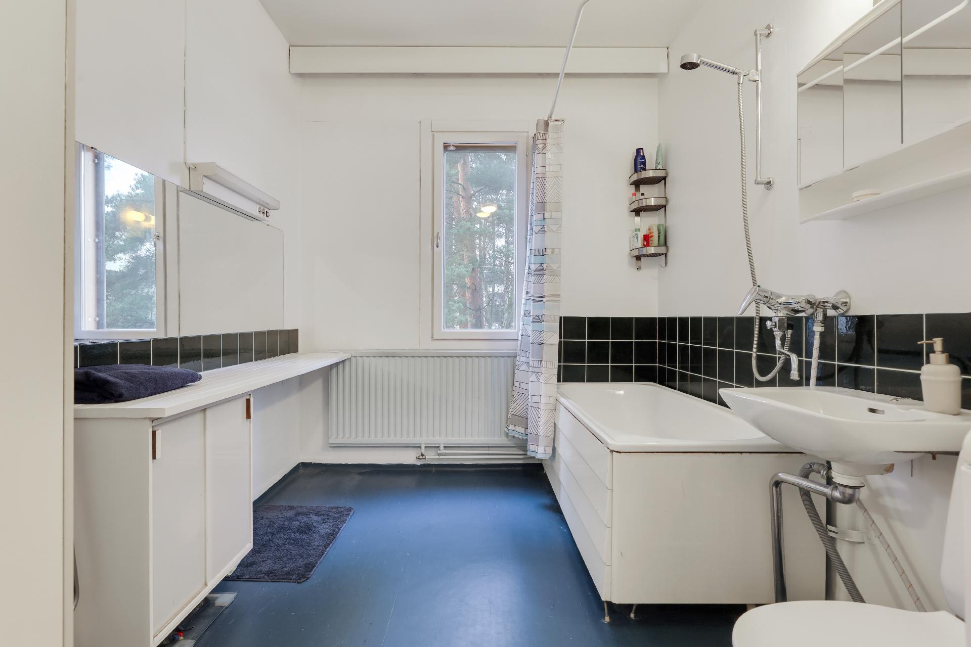 Mätästie 3, Suurmetsä, Helsinki