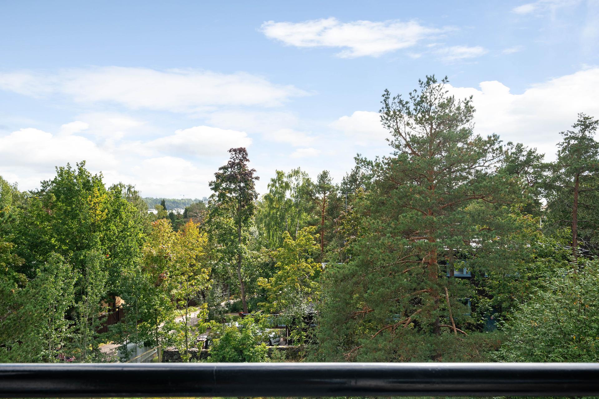 Relanderinaukio 1, Kulosaari, Helsinki