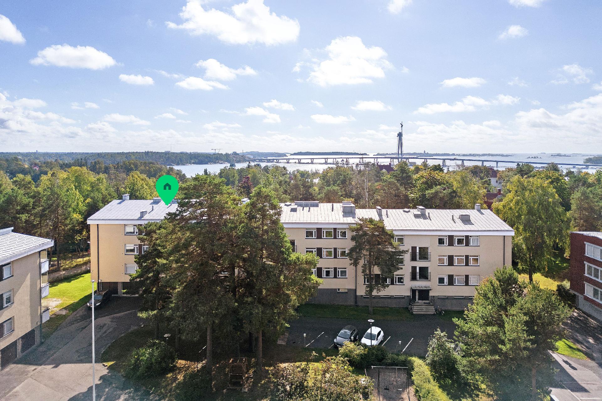 Relanderinaukio 1, Kulosaari, Helsinki