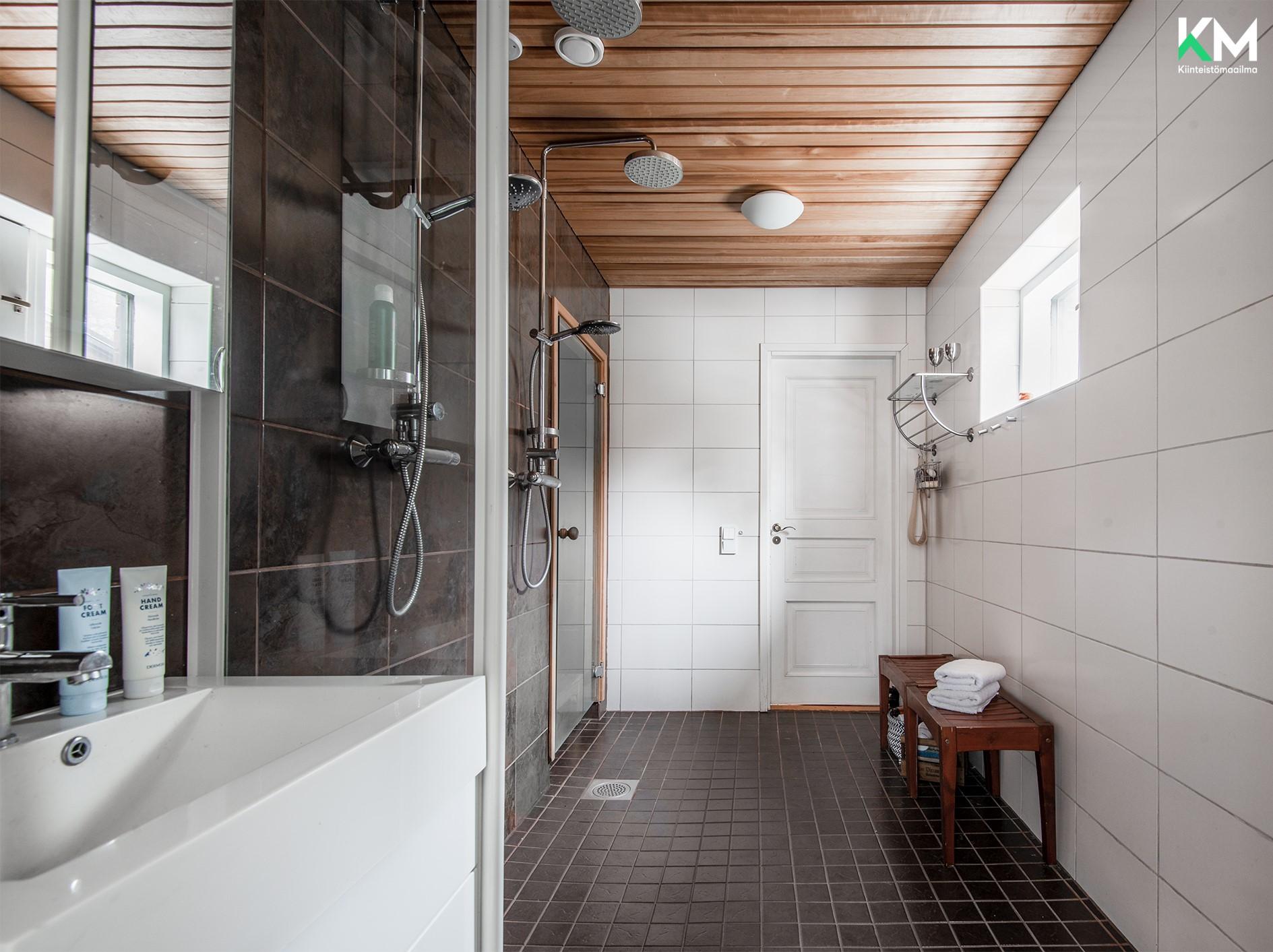 Rajalähteenkatu 15, Hirvensalo, Turku