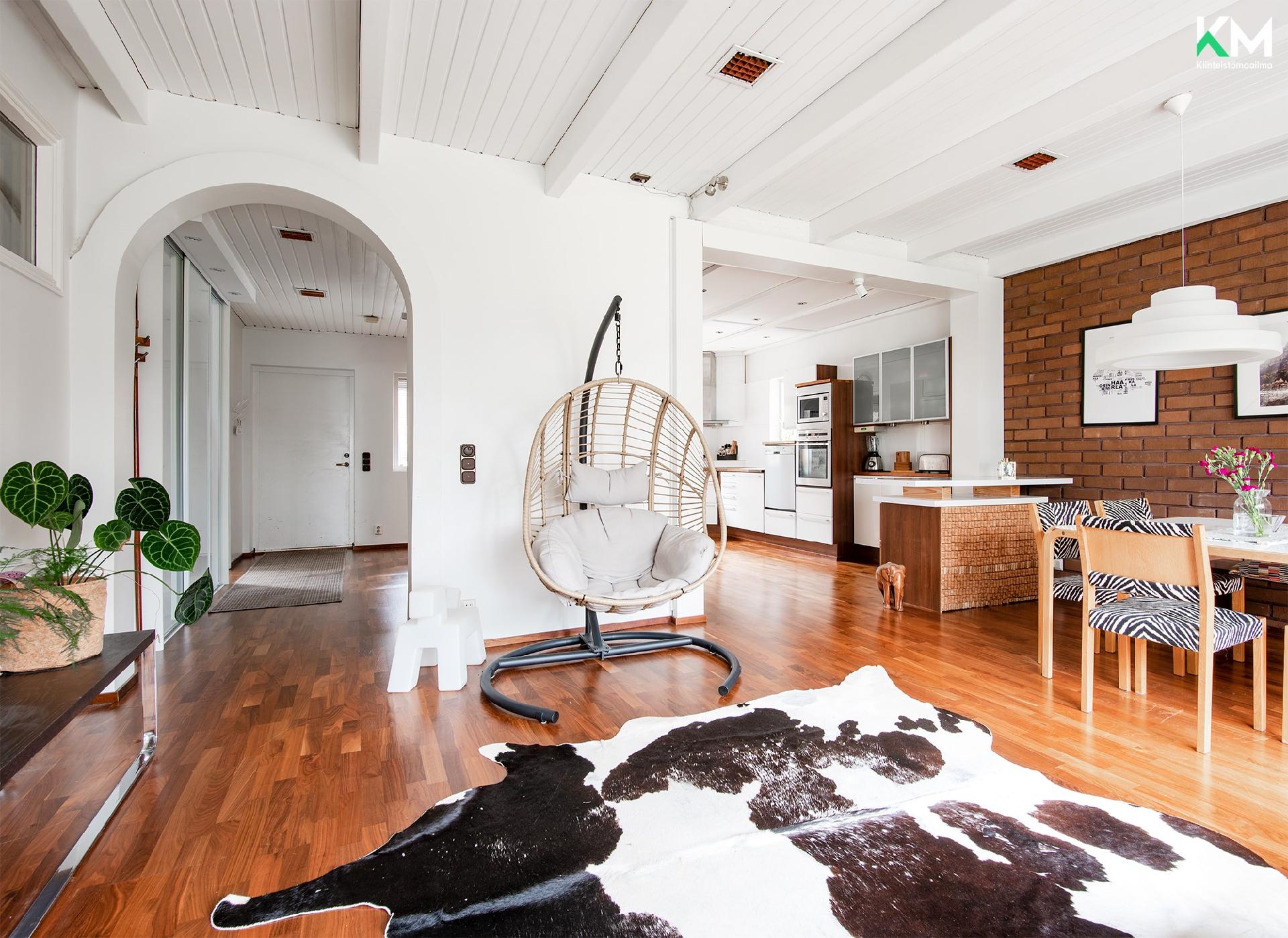 Rajalähteenkatu 15, Hirvensalo, Turku