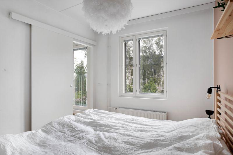 Luutnantinpolku 6, Malminkartano, Helsinki