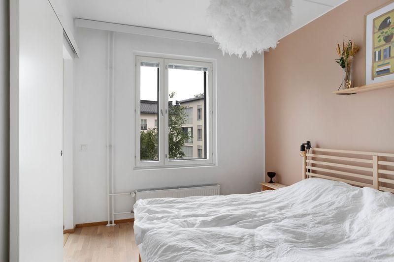 Luutnantinpolku 6, Malminkartano, Helsinki