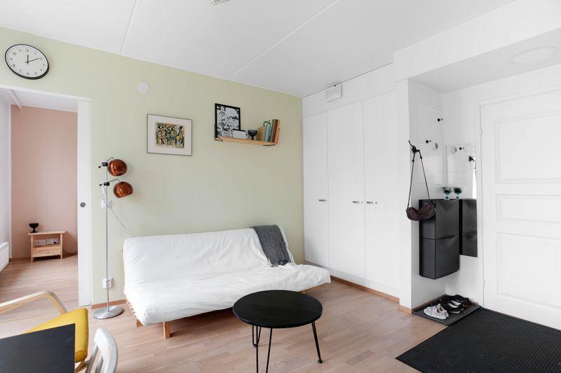 Luutnantinpolku 6, Malminkartano, Helsinki