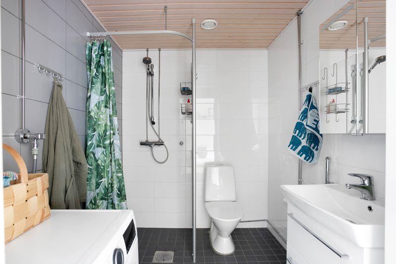 Luutnantinpolku 6, Malminkartano, Helsinki