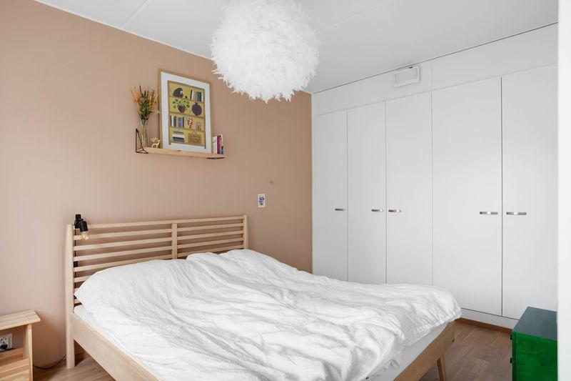 Luutnantinpolku 6, Malminkartano, Helsinki