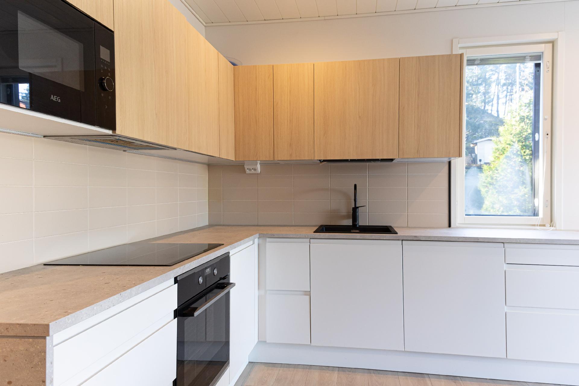 Kiuastie 16, Kaupunginkallio, Espoo