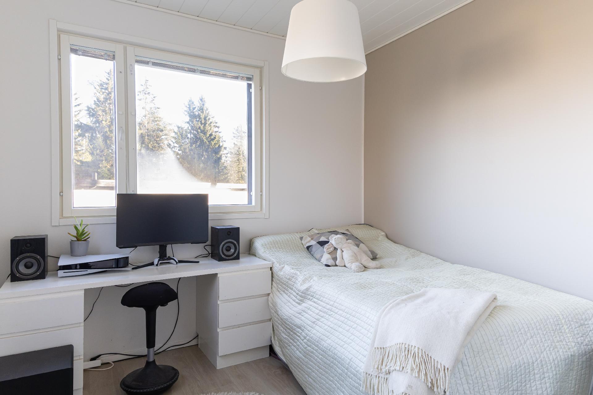 Kiuastie 16, Kaupunginkallio, Espoo