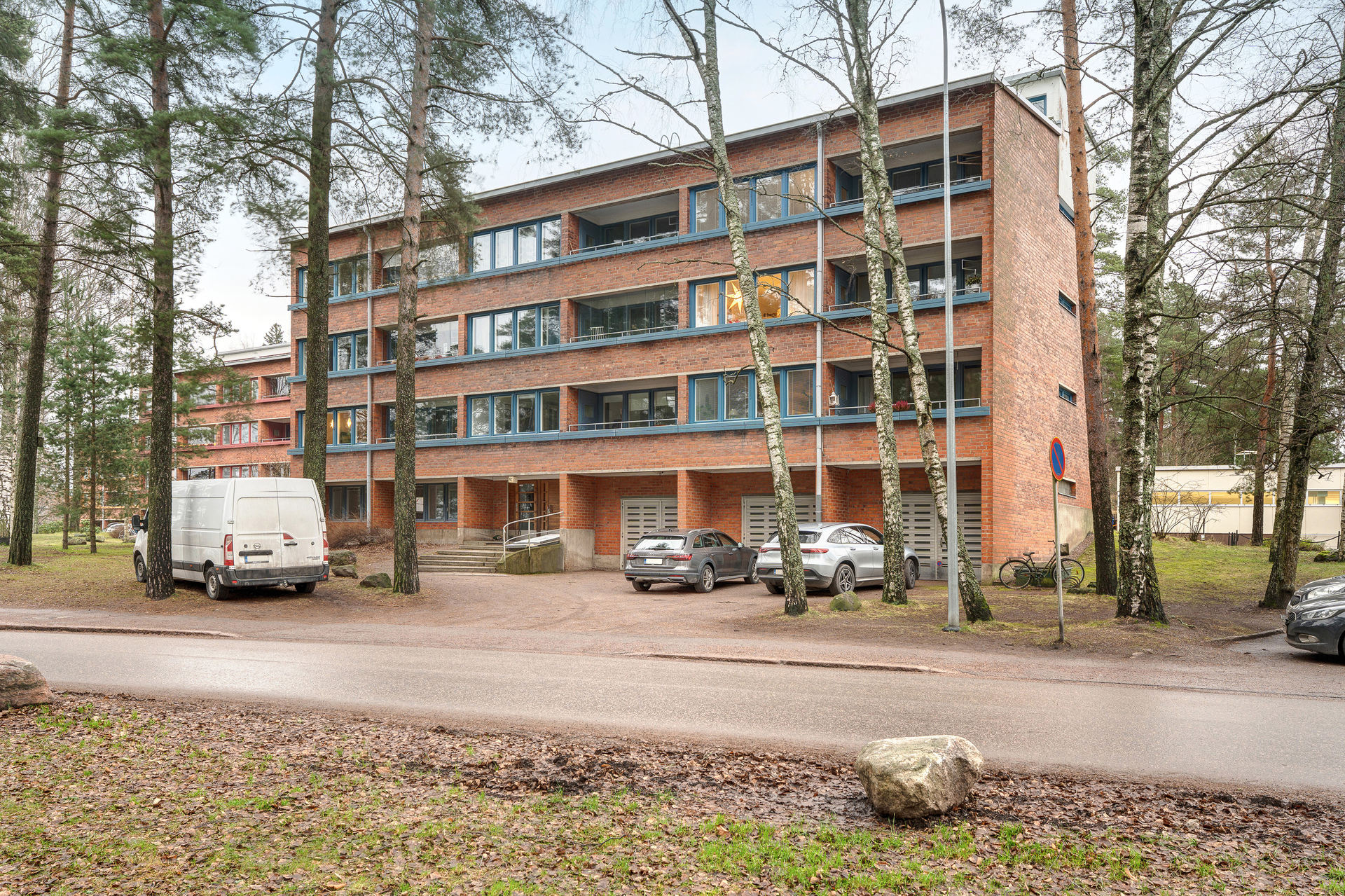 Menninkäisentie 5, Tapiola, Espoo