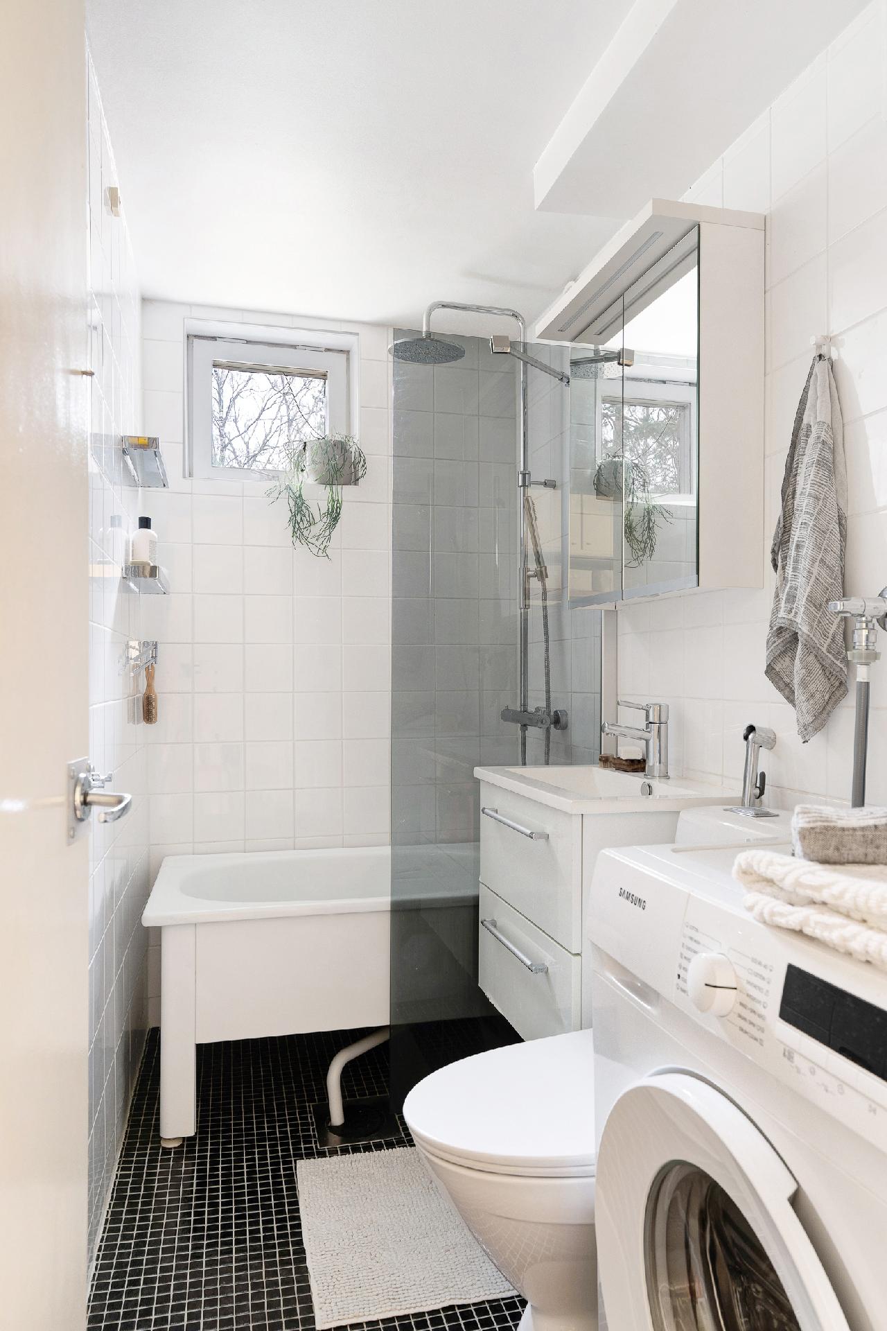 Menninkäisentie 5, Tapiola, Espoo