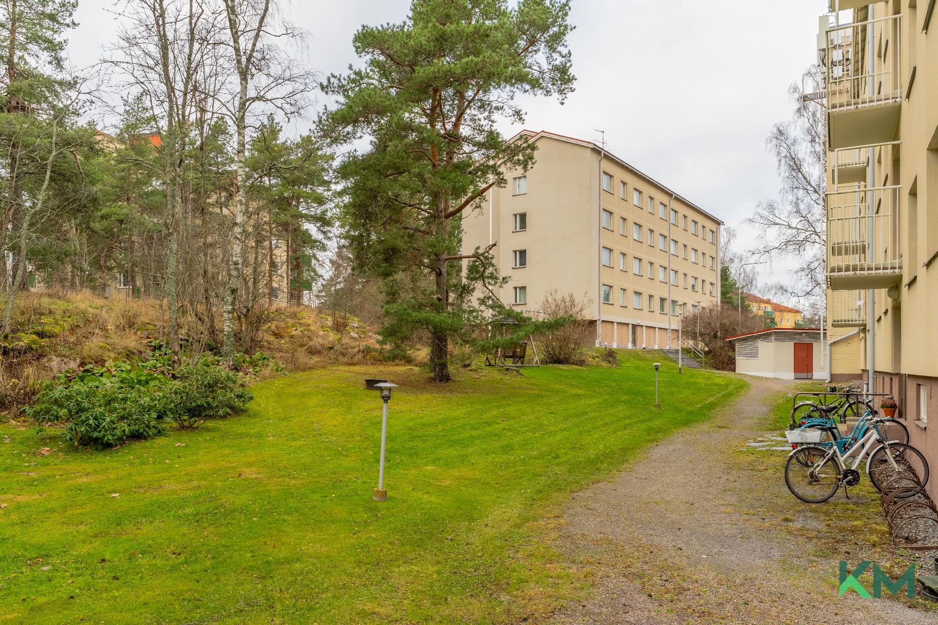 Hiihtomäentie 24, Herttoniemi, Helsinki