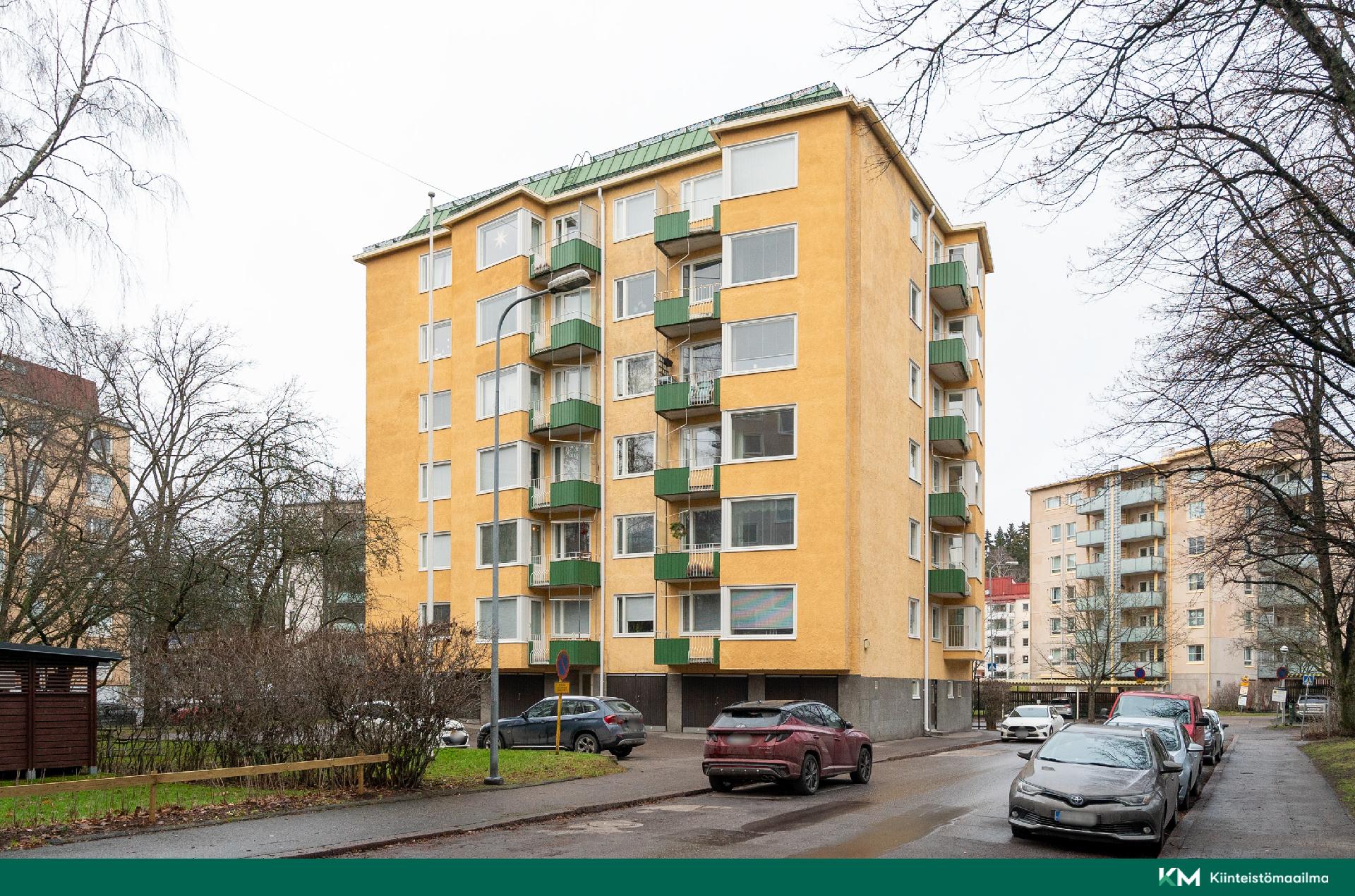 Rakuunantie 18, Munkkiniemi, Helsinki
