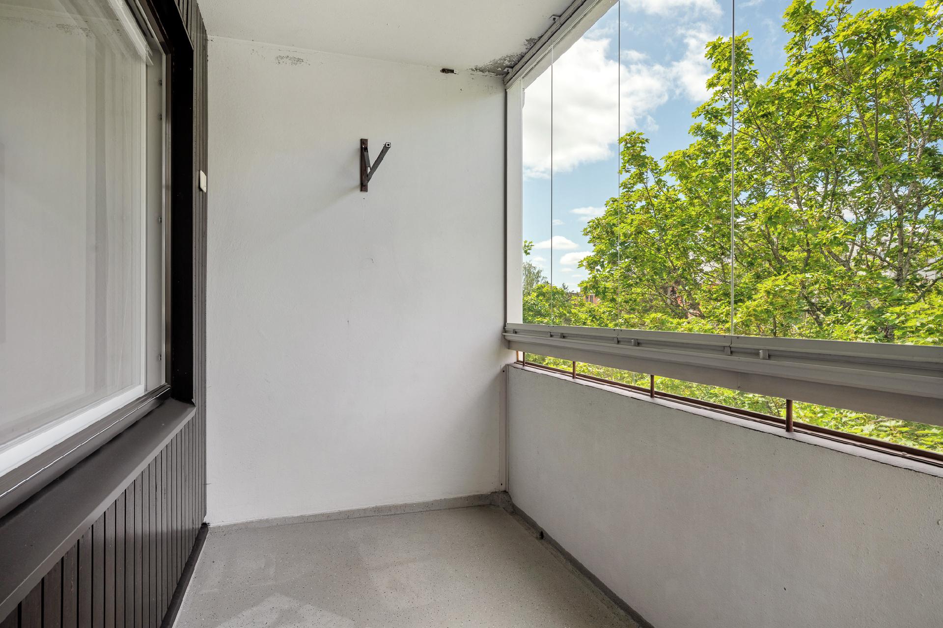 Vallikatu 17, Vallikallio, Espoo