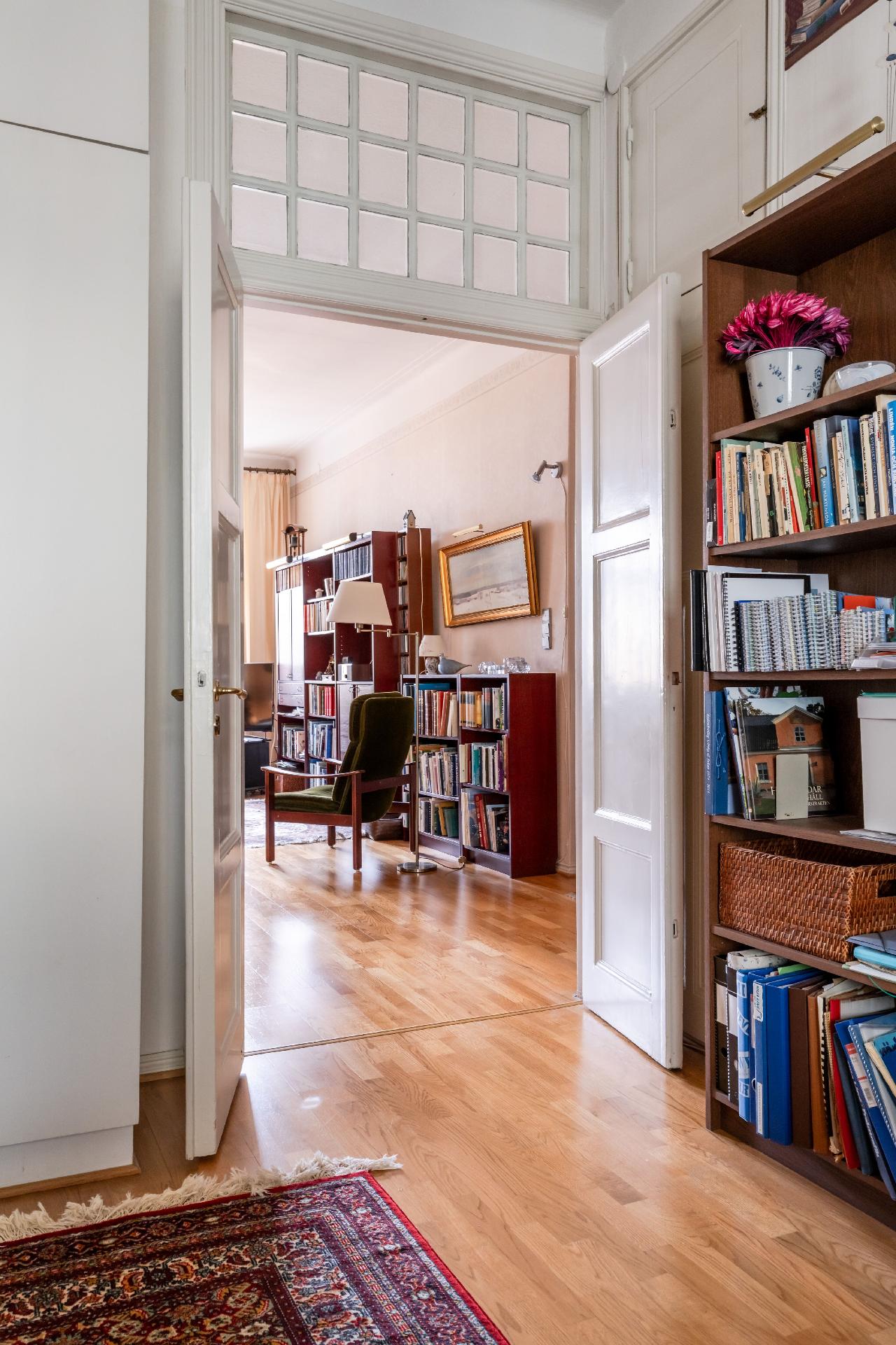 Vironkatu 9, Kruununhaka, Helsinki