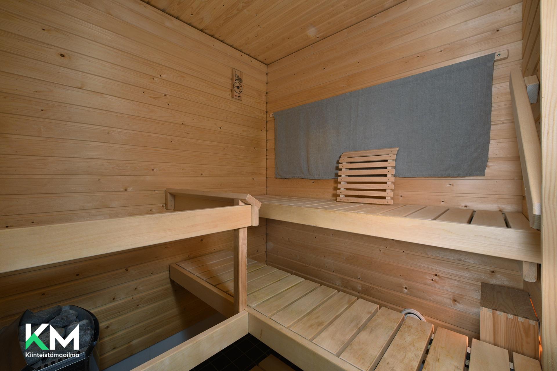 Rautiokatu 2, Ahtiala, Lahti