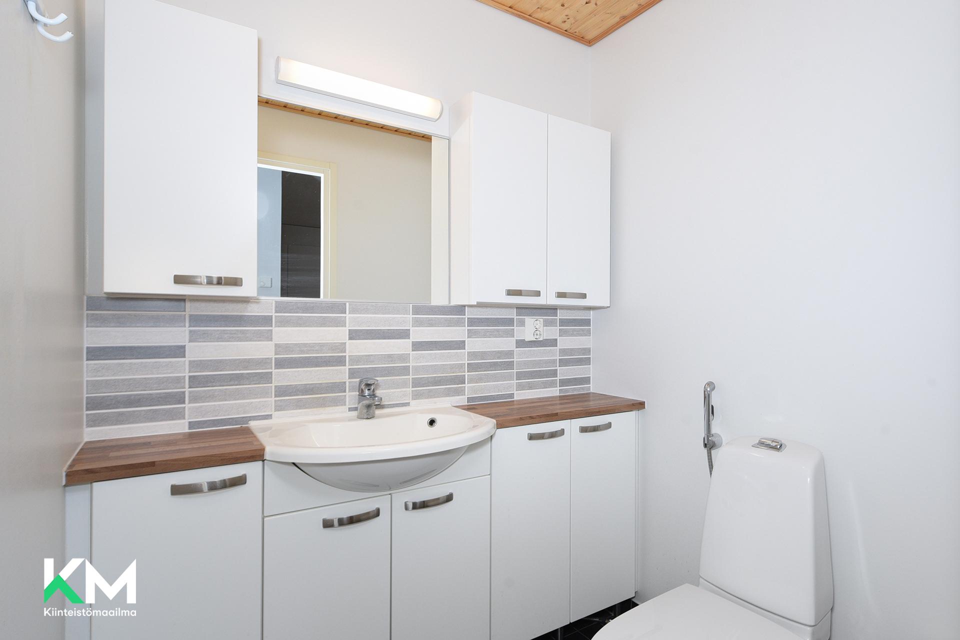 Rautiokatu 2, Ahtiala, Lahti