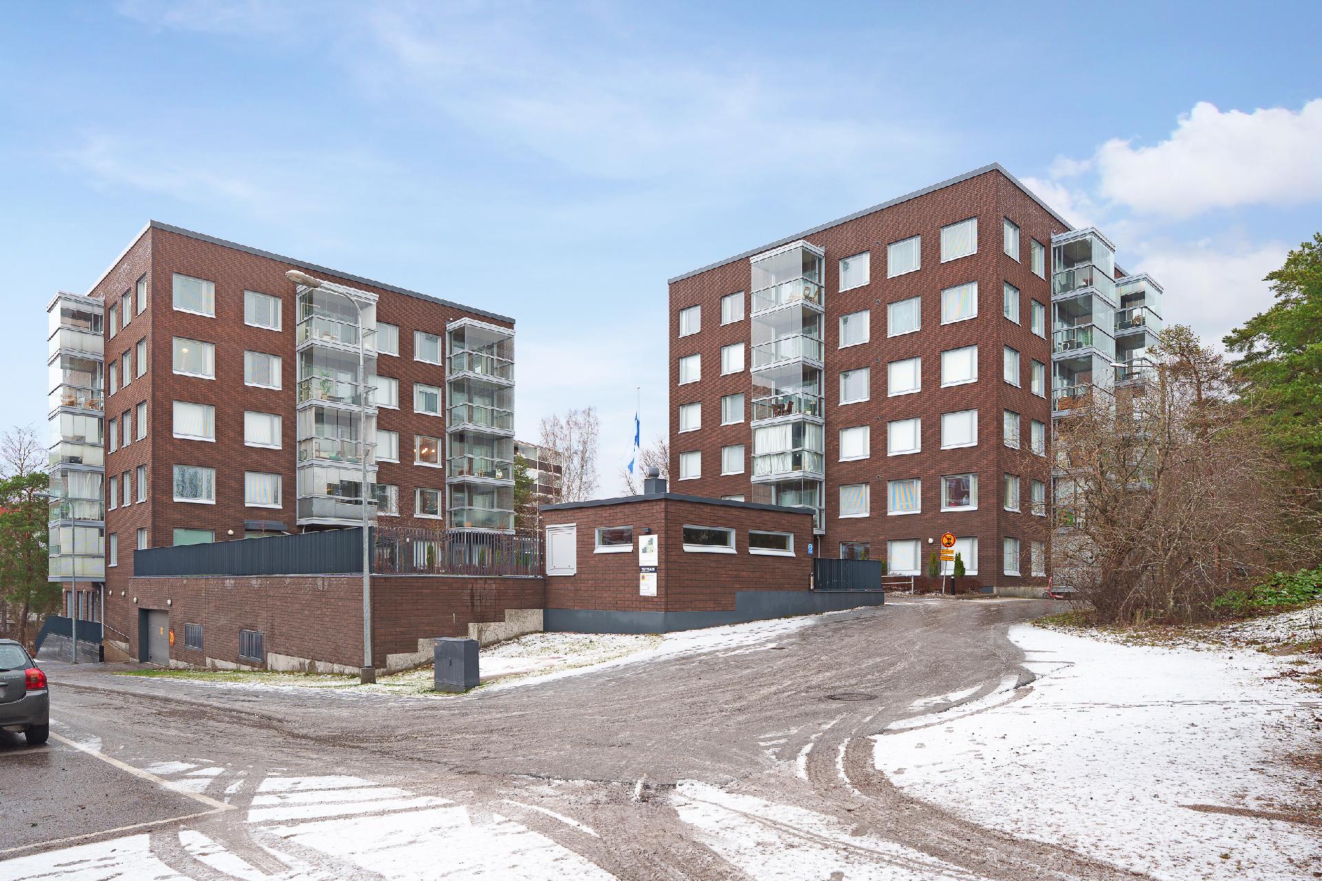 Armas Launiksen katu 14, Leppävaara, Espoo